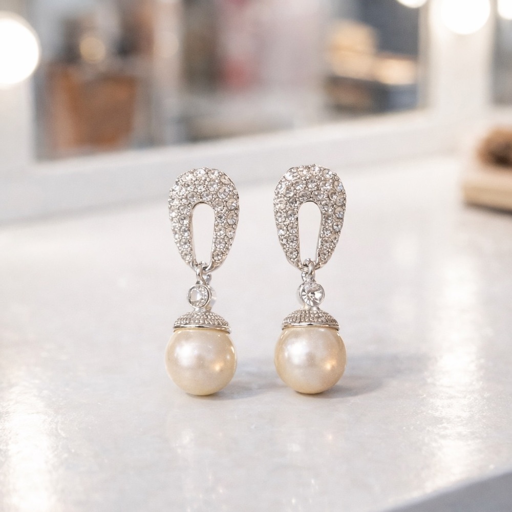 Silver Crystal Bracelet and Pearl Earrings